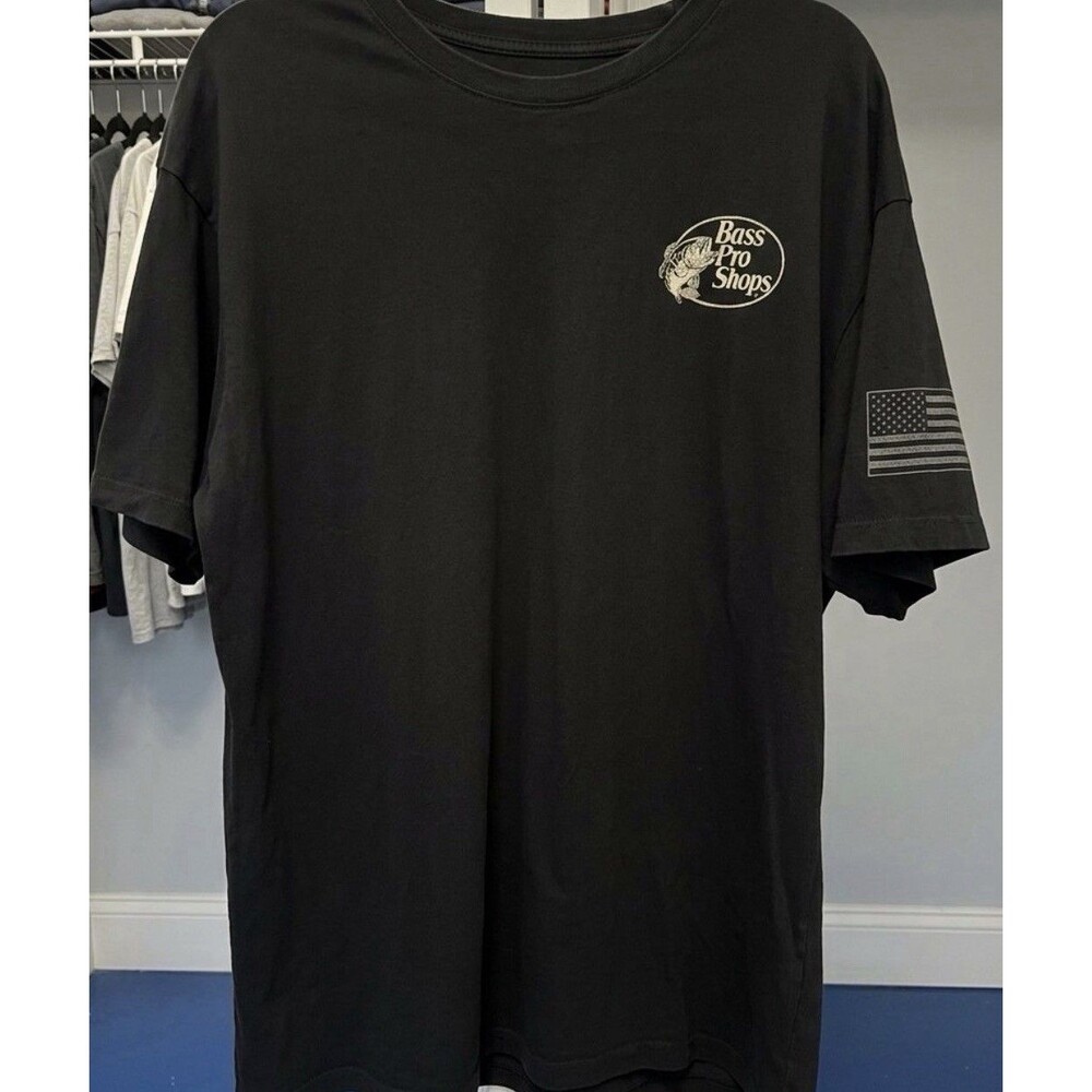 Bass Pro T-Shirt Mens Size XL Black Faith Family Flag Freedom Graphic Cotton Tee